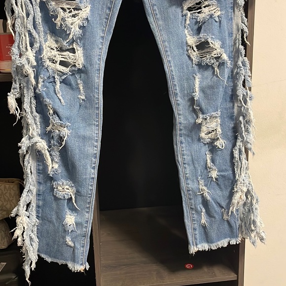 Plus size fringe jeans. - Picture 1 of 4